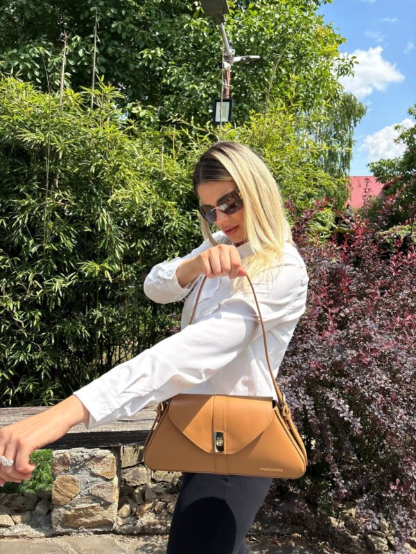 Geantă din piele naturală maro deschis – LUCENZIA