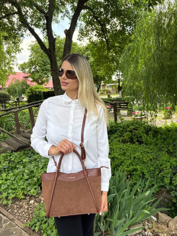 Geantă din piele naturală și piele întoarsă maro – AUREA Geantă din piele naturală și piele întoarsă maro – AUREA