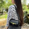 Geantă din piele și velur neagra – VELOURA Geantă din piele și velur neagra – VELOURA